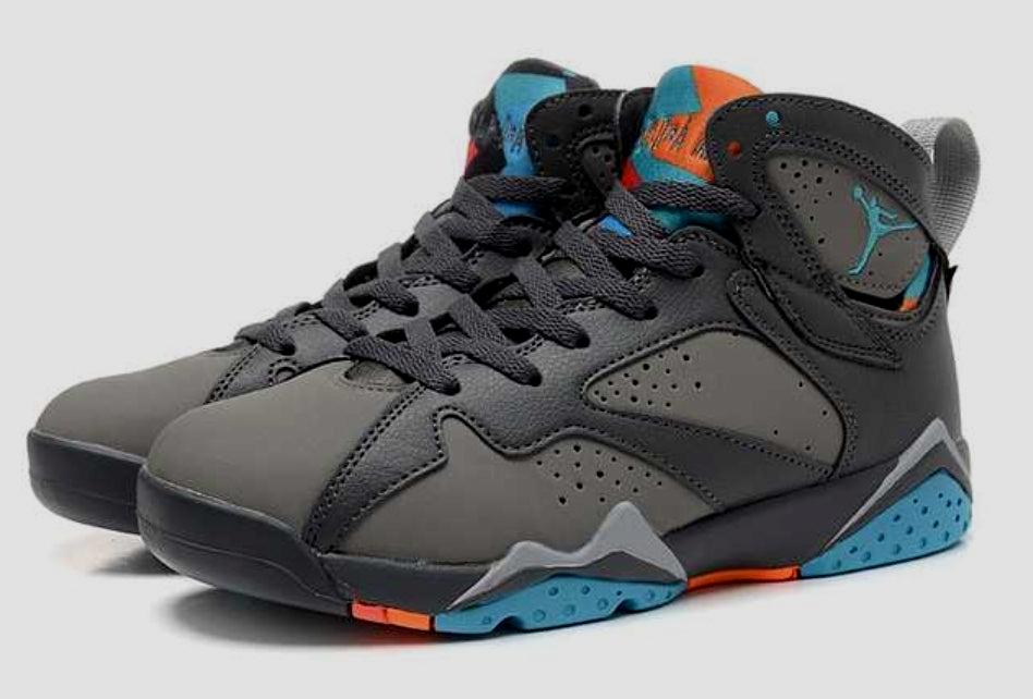 Les baskets Air Jordan 7 offrent un style iconique et une performance exceptionnelle.
design emblématique haute qualité. Au meilleur prix. Pas cher