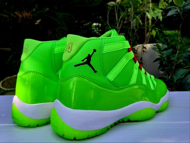 Les baskets Air Jordan 11 offrent un style légendaire et une performance exceptionnelle.design unique
Pas Cher. moin cher.