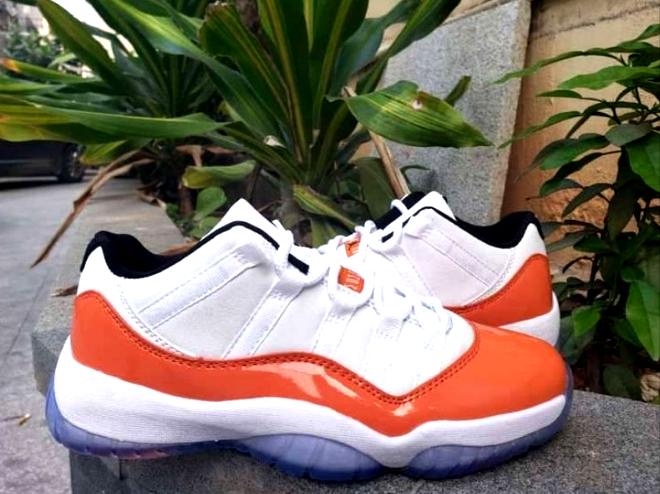 Les baskets Air Jordan 11 offrent un style légendaire et une performance exceptionnelle.design unique
Pas Cher. moin cher.