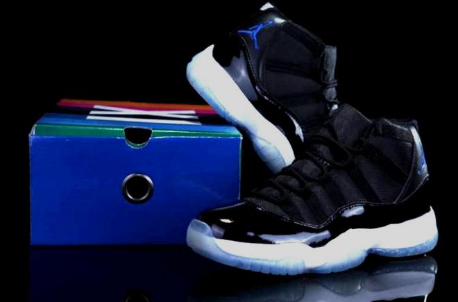 Les baskets Air Jordan 11 offrent un style légendaire et une performance exceptionnelle.design unique
Pas Cher. moin cher.