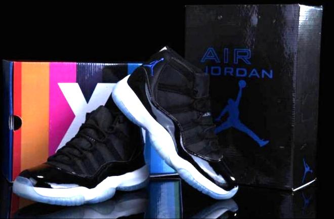 Les baskets Air Jordan 11 offrent un style légendaire et une performance exceptionnelle.design unique
Pas Cher. moin cher.