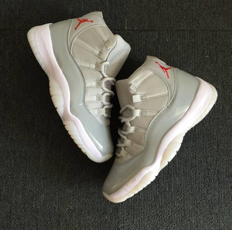 Les baskets Air Jordan 11 offrent un style légendaire et une performance exceptionnelle.design unique
Pas Cher. moin cher.