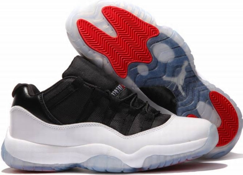 Les baskets Air Jordan 11 offrent un style légendaire et une performance exceptionnelle.design unique
Pas Cher. moin cher.