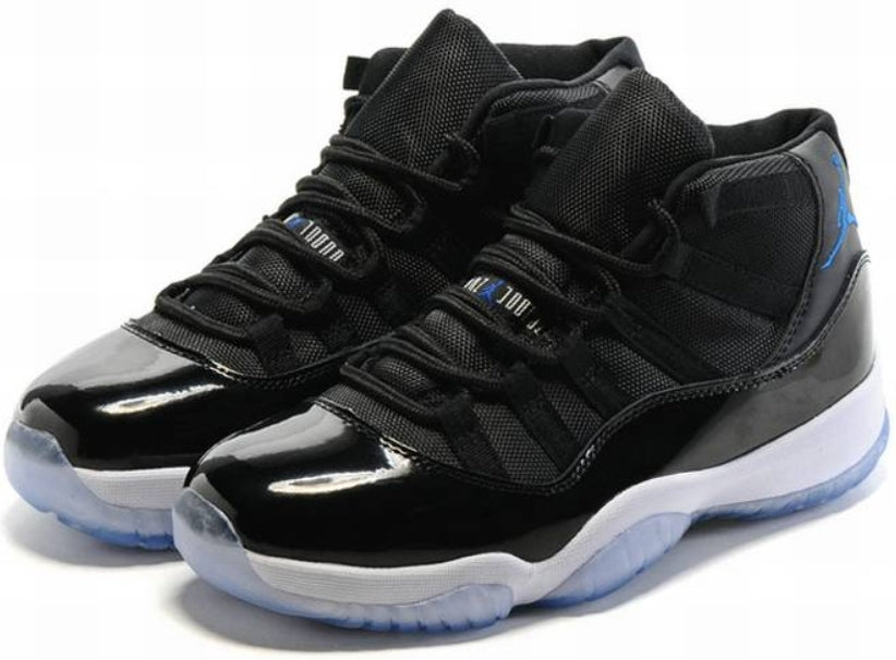 Les baskets Air Jordan 11 offrent un style légendaire et une performance exceptionnelle.design unique
Pas Cher. moin cher.