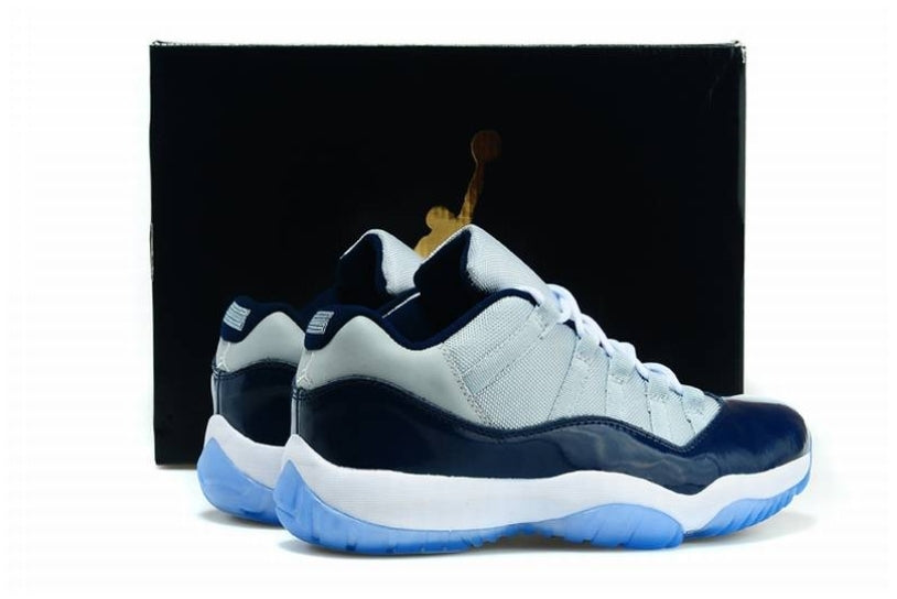 Les baskets Air Jordan 11 offrent un style légendaire et une performance exceptionnelle.design unique
Pas Cher. moin cher.