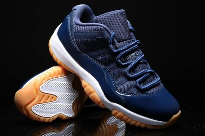Les baskets Air Jordan 11 offrent un style légendaire et une performance exceptionnelle.design unique
Pas Cher. moin cher.