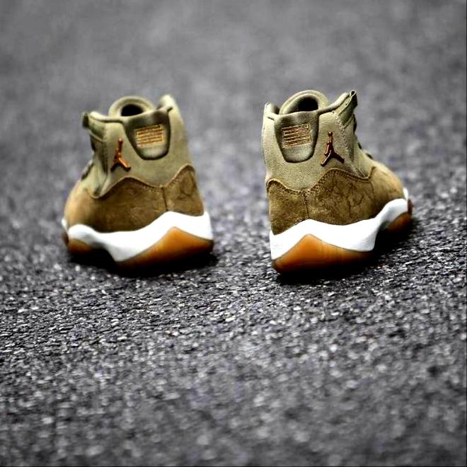 Les baskets Air Jordan 11 offrent un style légendaire et une performance exceptionnelle.design unique
Pas Cher. moin cher.