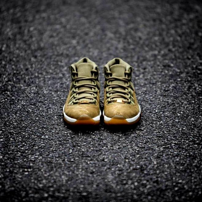 Les baskets Air Jordan 11 offrent un style légendaire et une performance exceptionnelle.design unique
Pas Cher. moin cher.