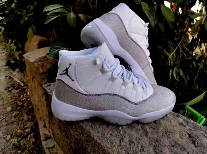 Les baskets Air Jordan 11 offrent un style légendaire et une performance exceptionnelle.design unique
Pas Cher. moin cher.