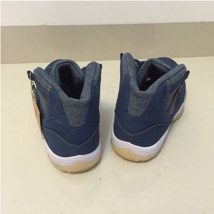 Les baskets Air Jordan 11 offrent un style légendaire et une performance exceptionnelle.design unique
Pas Cher. moin cher.