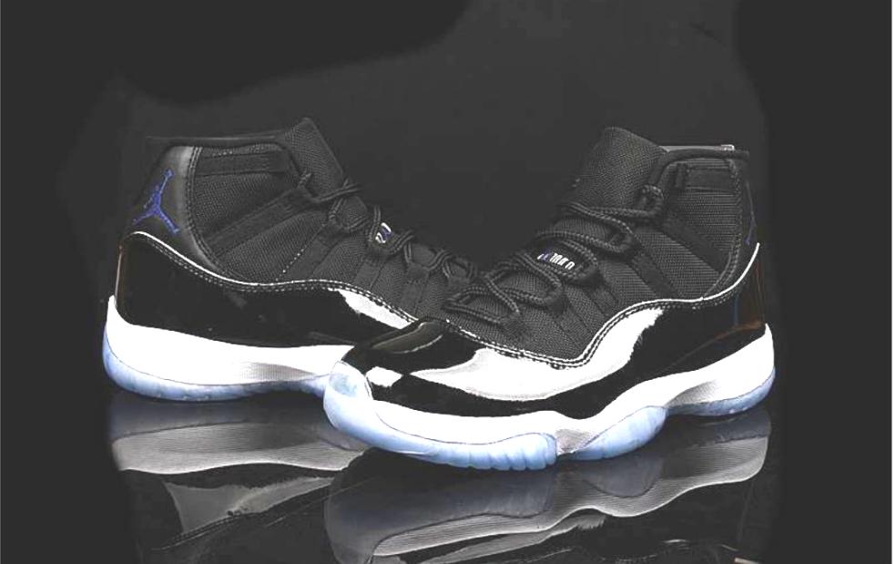 Les baskets Air Jordan 11 offrent un style légendaire et une performance exceptionnelle.design unique
Pas Cher. moin cher.