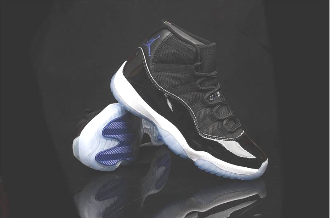 Les baskets Air Jordan 11 offrent un style légendaire et une performance exceptionnelle.design unique
Pas Cher. moin cher.
