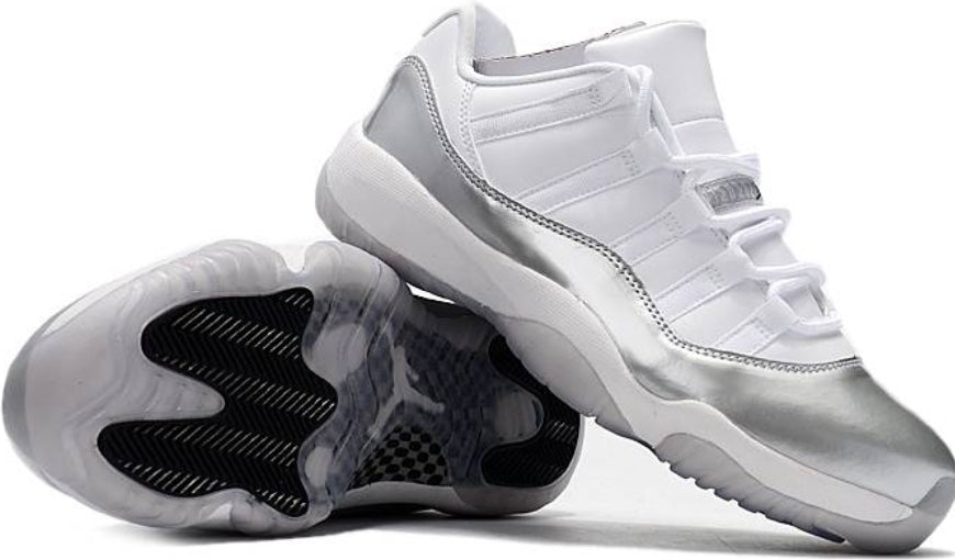 Les baskets Air Jordan 11 offrent un style légendaire et une performance exceptionnelle.design unique
Pas Cher. moin cher.