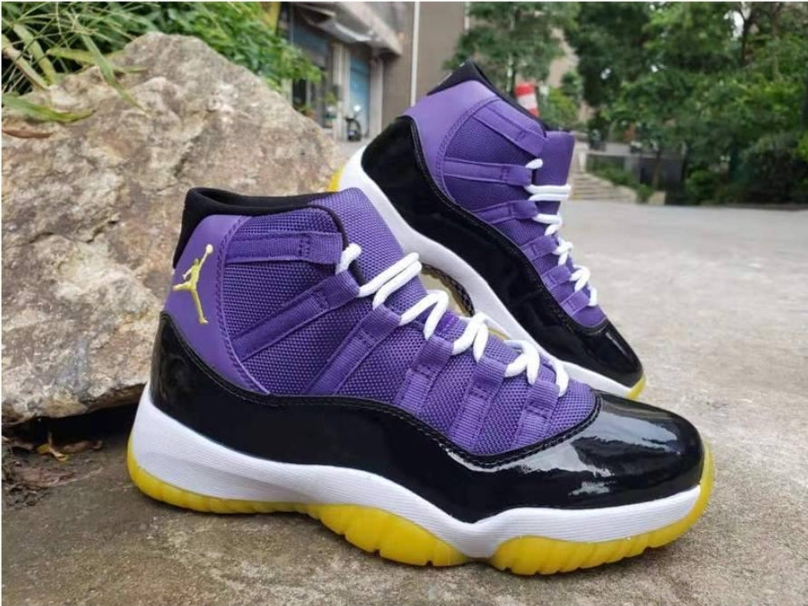 Les baskets Air Jordan 11 offrent un style légendaire et une performance exceptionnelle.design unique
Pas Cher. moin cher.