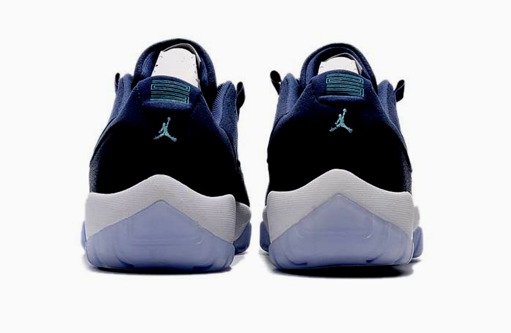 Les baskets Air Jordan 11 offrent un style légendaire et une performance exceptionnelle.design unique
Pas Cher. moin cher.