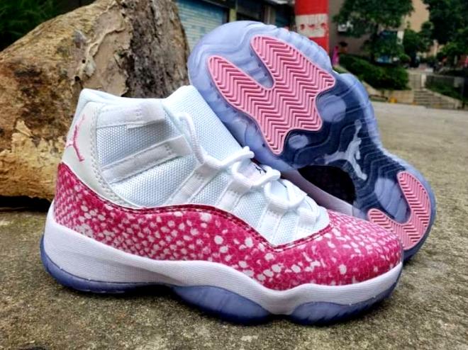 Les baskets Air Jordan 11 offrent un style légendaire et une performance exceptionnelle.design unique
Pas Cher. moin cher.