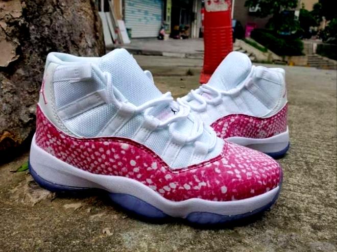 Les baskets Air Jordan 11 offrent un style légendaire et une performance exceptionnelle.design unique
Pas Cher. moin cher.