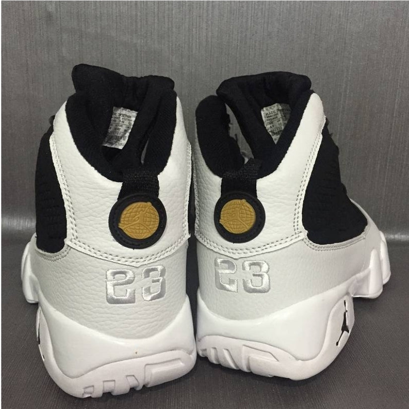 Les baskets Air Jordan 9 offrent un style distinctif et une performance exceptionnelle.
,design unique et exceptionnel.pas cher.le moins cher.