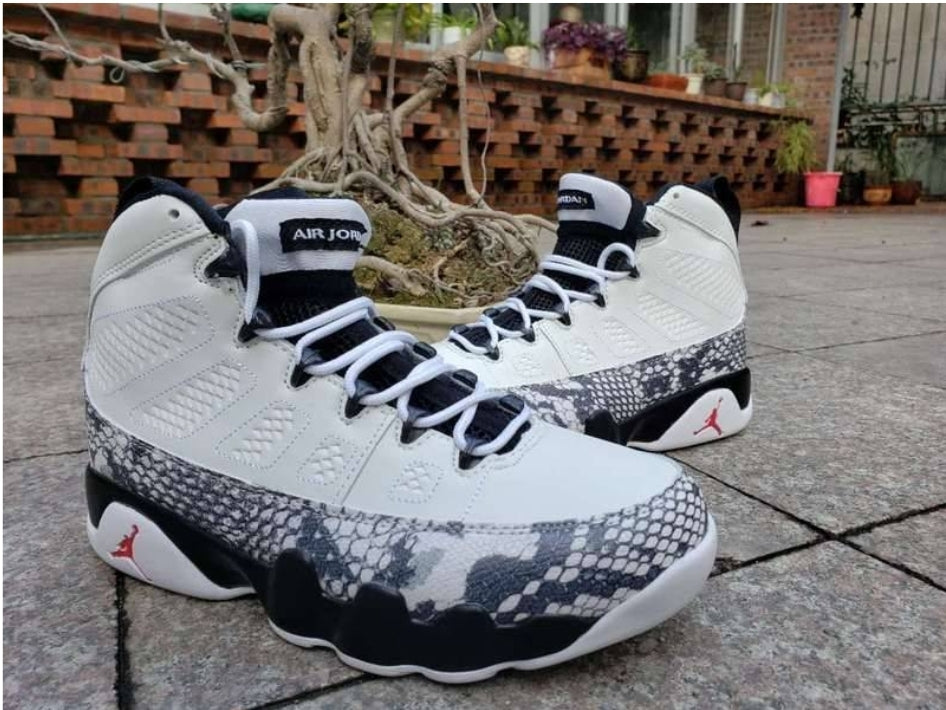 Les baskets Air Jordan 9 offrent un style distinctif et une performance exceptionnelle.
,design unique et exceptionnel.pas cher.le moins cher.