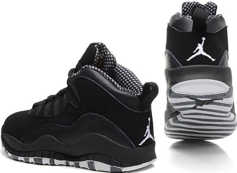 Les baskets Air Jordan 10 offrent un style emblématique et une performance exceptionnelle.
design distinctif et l'utilisation. Moins cher. Pas cher
