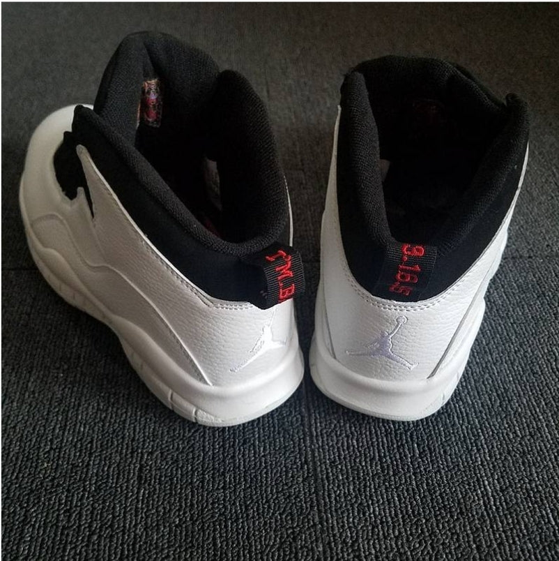 Les baskets Air Jordan 10 offrent un style emblématique et une performance exceptionnelle.
 
De plus,leur design distinctif et l'utilisation. Moins cher. Pas cher