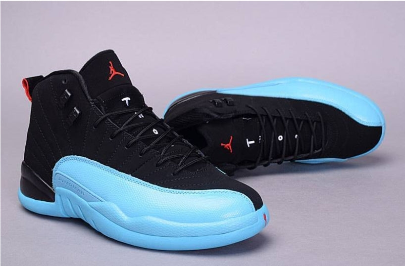 Les baskets Air Jordan 12 offrent un style iconique et une performance exceptionnelle.design distinctif.pas cher.moin Cher.