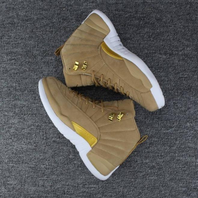 Les baskets Air Jordan 12 offrent un style iconique et une performance exceptionnelle.design distinctif.pas cher.moin Cher.