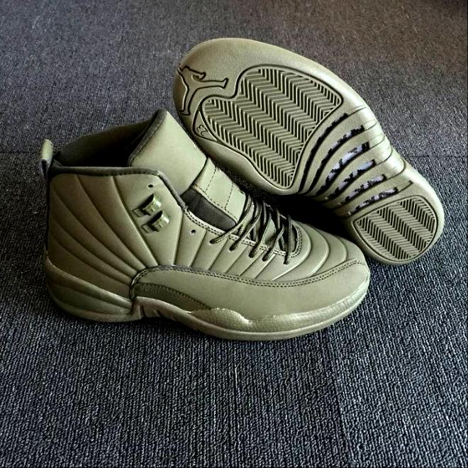 Les baskets Air Jordan 12 offrent un style iconique et une performance exceptionnelle.design distinctif.pas cher.moin Cher.