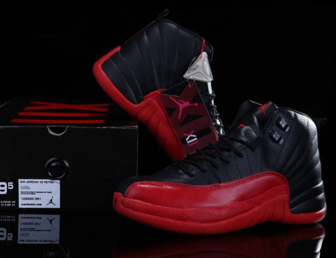 Les baskets Air Jordan 12 offrent un style iconique et une performance exceptionnelle.design distinctif.pas cher.moin Cher.