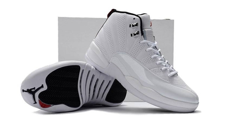 Les baskets Air Jordan 12 offrent un style iconique et une performance exceptionnelle.design distinctif.pas cher.moin Cher.