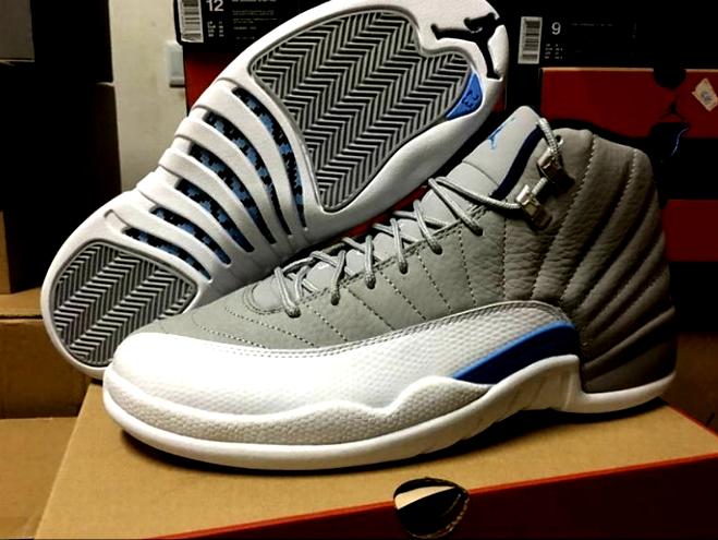 Les baskets Air Jordan 12 offrent un style iconique et une performance exceptionnelle.design distinctif.pas cher.moin Cher.