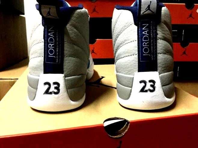 Les baskets Air Jordan 12 offrent un style iconique et une performance exceptionnelle.design distinctif.pas cher.moin Cher.