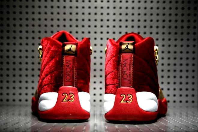 Les baskets Air Jordan 12 offrent un style iconique et une performance exceptionnelle.design distinctif.pas cher.moin Cher.