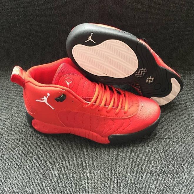 Les baskets Air Jordan 12 offrent un style iconique et une performance exceptionnelle.design distinctif.pas cher.moin Cher.