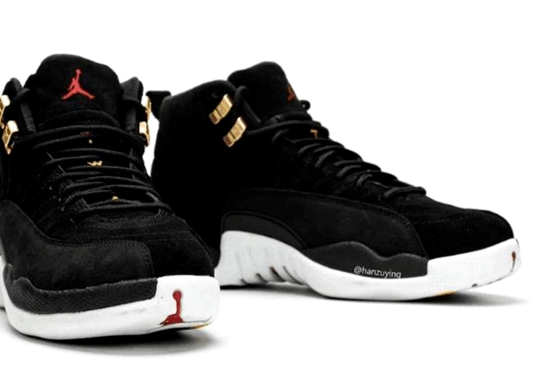 Les baskets Air Jordan 12 offrent un style iconique et une performance exceptionnelle.design distinctif.pas cher.moin Cher.