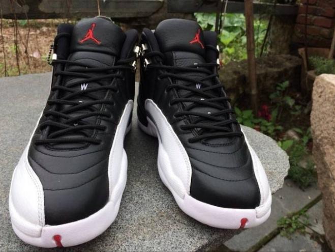 Les baskets Air Jordan 12 offrent un style iconique et une performance exceptionnelle.design distinctif.pas cher.moin Cher.