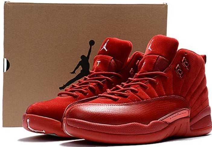 Les baskets Air Jordan 12 offrent un style iconique et une performance exceptionnelle.design distinctif.pas cher.moin Cher.
