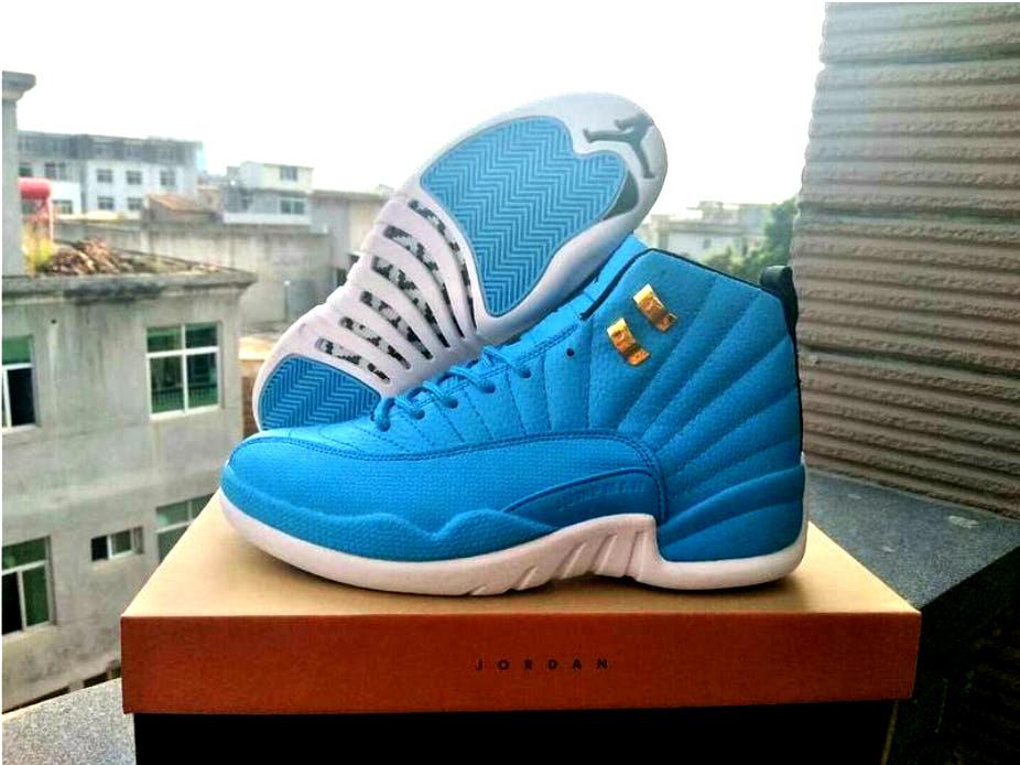 Les baskets Air Jordan 12 offrent un style iconique et une performance exceptionnelle.design distinctif.pas cher.moin Cher.