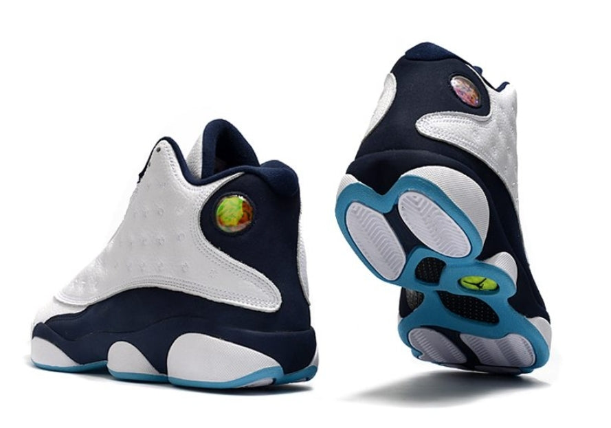 Les baskets Air Jordan 13 offrent un style emblématique et une performance exceptionnelle.
design distinctif .pas Cher. Moins cher.