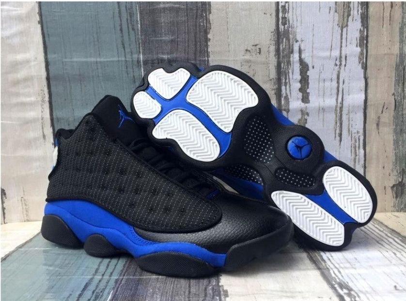 Les baskets Air Jordan 13 offrent un style emblématique et une performance exceptionnelle.
design distinctif .pas Cher. Moins cher.