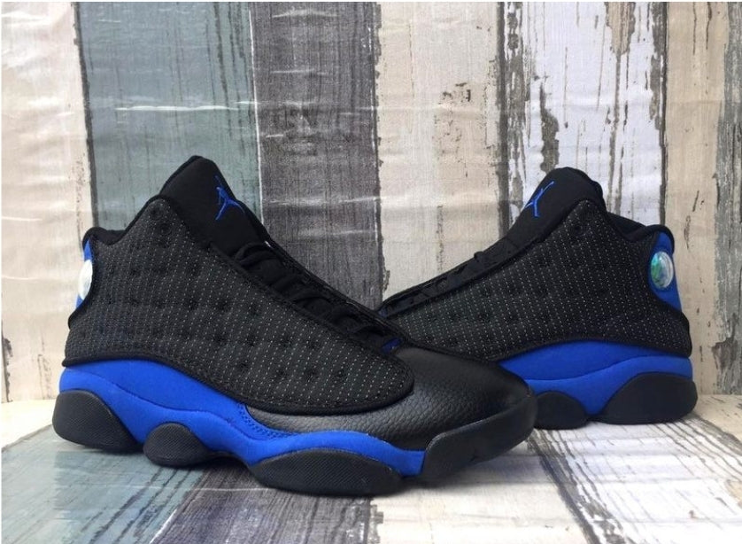 Les baskets Air Jordan 13 offrent un style emblématique et une performance exceptionnelle.
design distinctif .pas Cher. Moins cher.