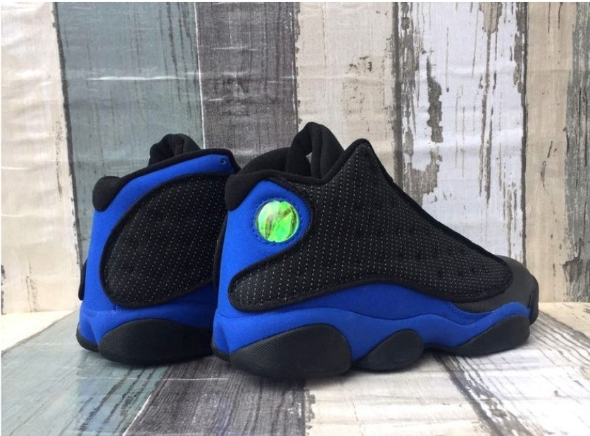 Les baskets Air Jordan 13 offrent un style emblématique et une performance exceptionnelle.
design distinctif .pas Cher. Moins cher.