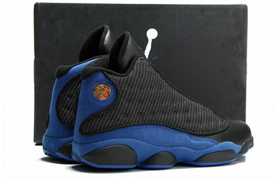 Les baskets Air Jordan 13 offrent un style emblématique et une performance exceptionnelle.
design distinctif .pas Cher. Moins cher.