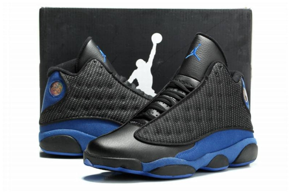 Les baskets Air Jordan 13 offrent un style emblématique et une performance exceptionnelle.
design distinctif .pas Cher. Moins cher.