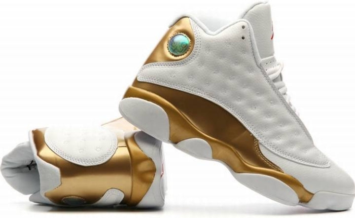 Les baskets Air Jordan 13 offrent un style emblématique et une performance exceptionnelle.
design distinctif .pas Cher. Moins cher.