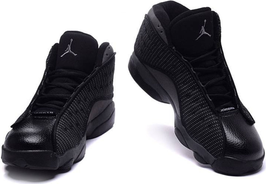 Les baskets Air Jordan 13 offrent un style emblématique et une performance exceptionnelle.
design distinctif .pas Cher. Moins cher.