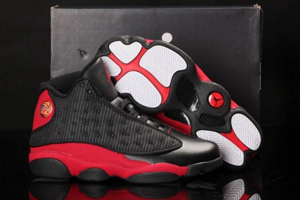 Les baskets Air Jordan 13 offrent un style emblématique et une performance exceptionnelle.
design distinctif .pas Cher. Moins cher.