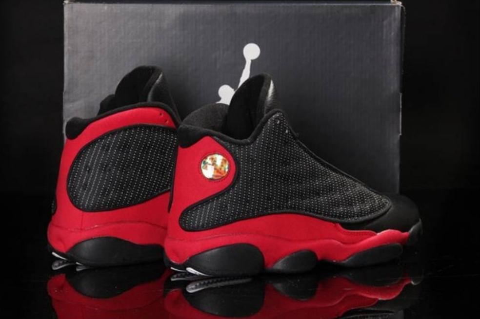 Les baskets Air Jordan 13 offrent un style emblématique et une performance exceptionnelle.
design distinctif .pas Cher. Moins cher.