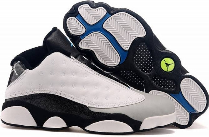 Les baskets Air Jordan 13 offrent un style emblématique et une performance exceptionnelle.
design distinctif .pas Cher. Moins cher.