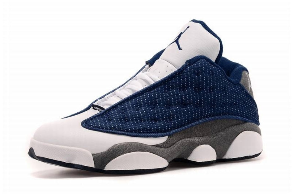 Les baskets Air Jordan 13 offrent un style emblématique et une performance exceptionnelle.
design distinctif .pas Cher. Moins cher.